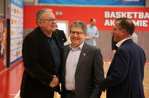 Otevřeli jsme novou sportovní halu 