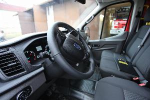 Roudničtí dobrovolní hasiči&nbsp;získali nový automobil