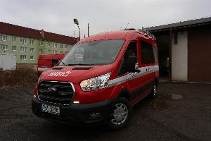 Roudničtí dobrovolní hasiči&nbsp;získali nový automobil