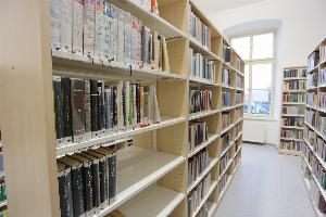 Knihovna Ervína Špindlera se po rekonstrukci otevírá veřejnosti